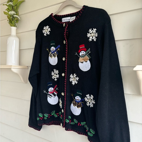 B.P. Design Snowman Christmas Sweater with Holly Berries Size Large - Picture 4 of 14